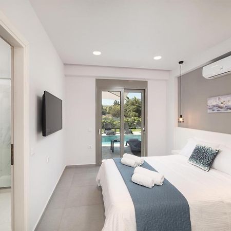 Villa Ampela By Posarellivillas Agia Marina  Екстер'єр фото